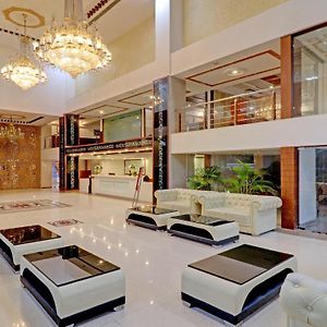 Treebo Premium Pearl Avenue Banquets And Lawn
